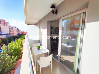 Apartment  Calle del caballero rejoneador ginés cartagena. Apartamento con terraza en un edificio construido hace pocos año