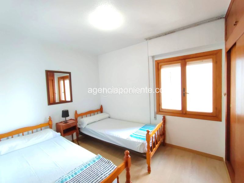 Foto 9a0fac44-355c-4cf3-abae-e7e74bb55677. Rent flat with heating parking in Playa Levante Benidorm