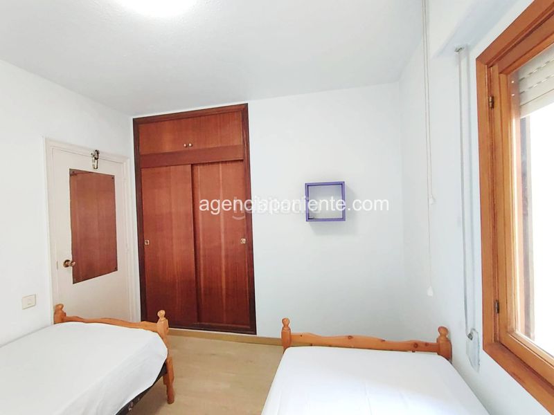 Foto a4746df9-eab3-45b0-8b57-b61e711a3221. Rent flat with heating parking in Playa Levante Benidorm