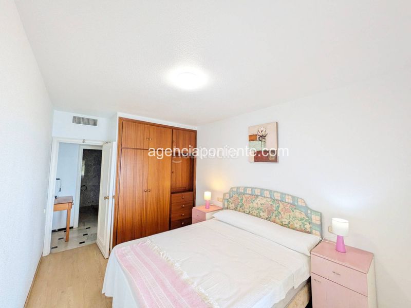 Foto e1dba8a4-cae8-4fa6-a772-53b7419d5265. Rent flat with heating parking in Playa Levante Benidorm