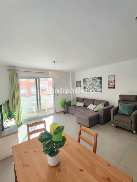 Foto 4aed25ee-277f-4c9c-bd4d-a82d6f887093. Apartamento en Colonia Madrid Benidorm
