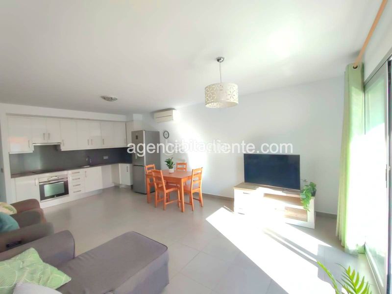 Foto cdb6f113-f0b1-4bf2-b643-73f2dc67efed. Apartamento en Colonia Madrid Benidorm