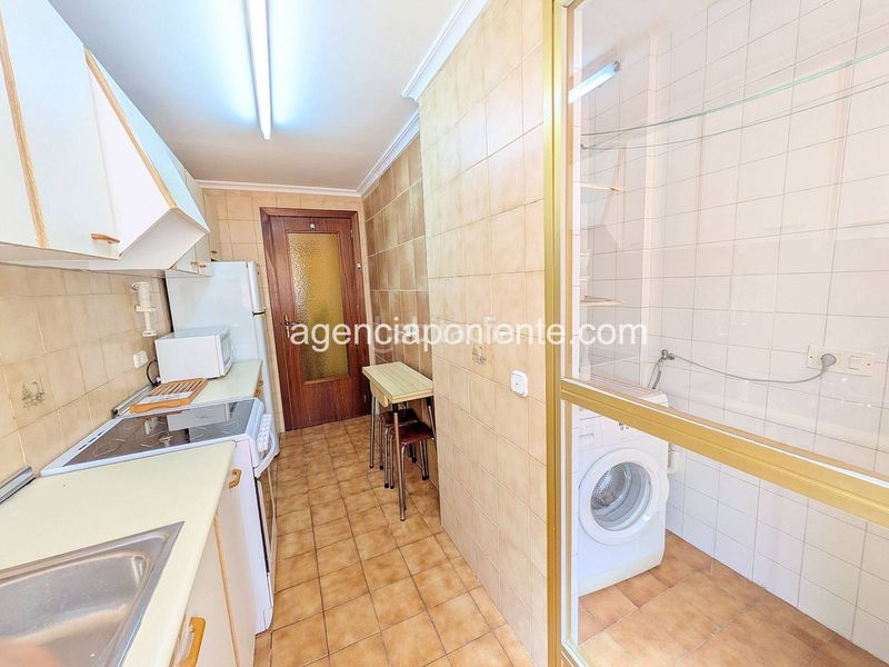 Foto 84e751a9-4e5b-4e41-a940-2c2a92c1bb1f. Apartament a Casco Antiguo - Puerto Benidorm