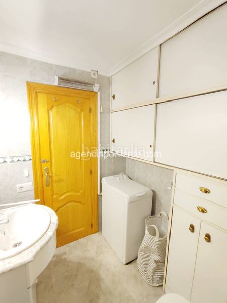 Foto c2e8fded-7fdf-4b03-84ea-d04c7a9c774c. Location appartement avec chauffage parking dans Playa Poniente Benidorm