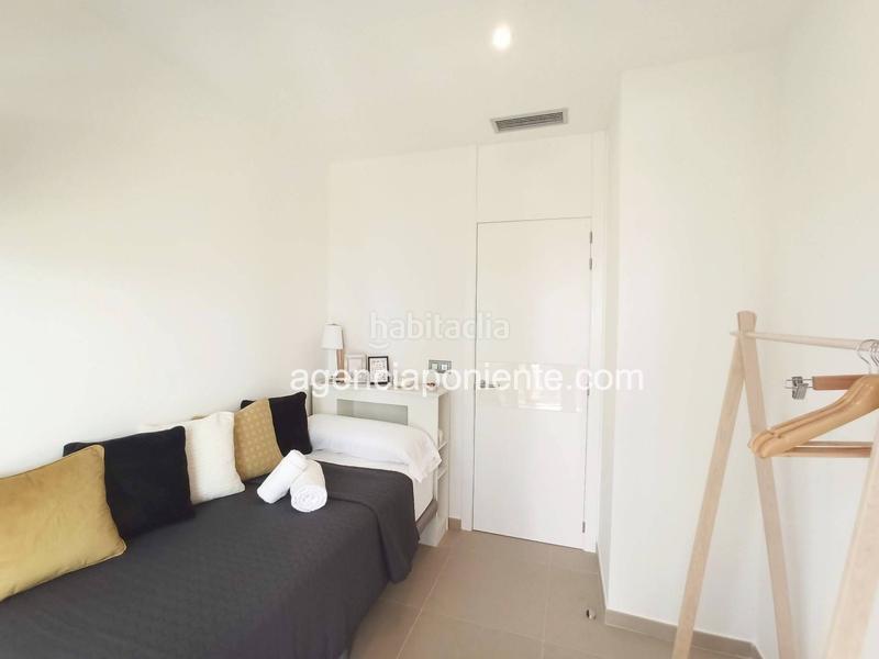 Foto 41851f51-f598-4dc5-aaeb-2a34f6d87370. Location appartement avec chauffage parking piscine dans Benidorm