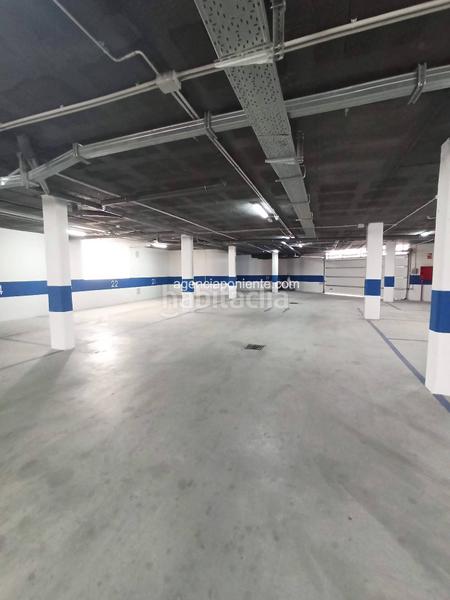 Foto 0f4071d8-ca93-4c06-ad5c-b1f20c7b5658. Location appartement avec parking piscine dans Playa Poniente Benidorm