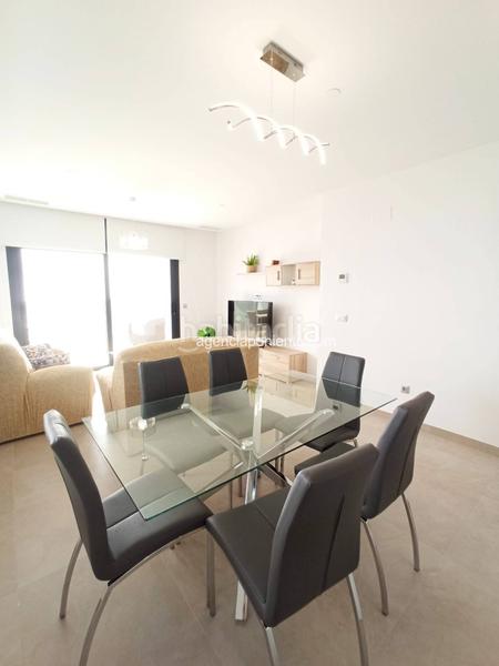 Foto c150e30d-2243-4220-9522-f5d0f24bf83e. Location appartement avec parking piscine dans Playa Poniente Benidorm