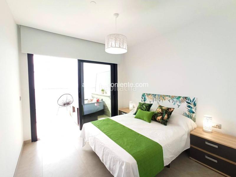 Foto e5fcbad9-7632-407d-bc8c-c06eccca81e7. Location appartement avec parking piscine dans Playa Poniente Benidorm