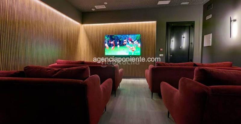 Foto 97ce3618-a912-49c5-a4d8-e63afc69750e. Miete etagenwohnung mit parking pool in Playa Poniente Benidorm