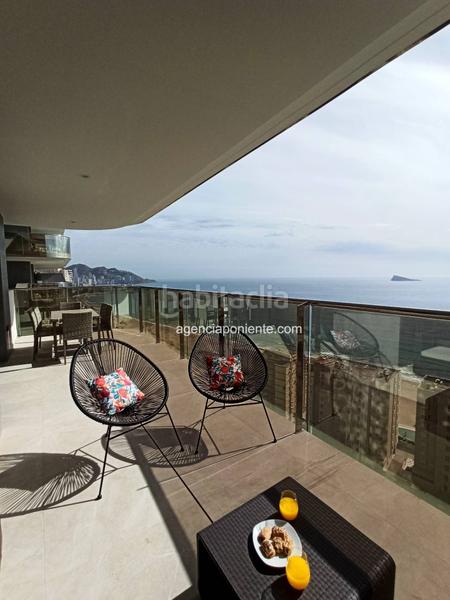 Foto a3b76b28-b520-4a12-9cb6-fe0b058a76c1. Miete etagenwohnung mit parking pool in Playa Poniente Benidorm