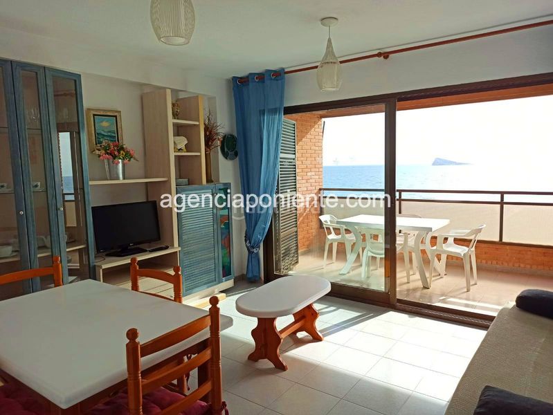 Foto 341b8ced-8189-4035-8e4f-30da03a1388b. Rent apartment in Playa Poniente Benidorm