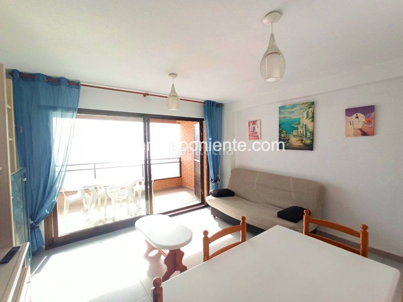 Foto 4f51f2b2-8098-4447-b050-ab80c1d0eee6. Rent apartment in Playa Poniente Benidorm