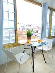 Lloguer Apartament  Passeig de la carretera. Apartamento con terraza soleada y cerca de la playa