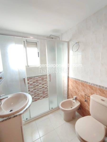 Foto 1371fe44-28df-4c25-a7e9-07fe3948919b. Location appartement avec parking dans Foietes Benidorm