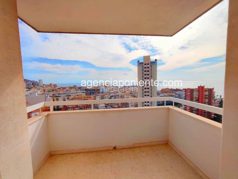 Foto 42b464d0-6bb8-43f9-a078-f8742698eb39. Location appartement avec parking dans Foietes Benidorm