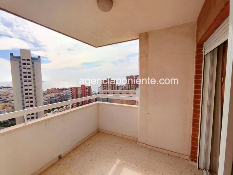 Foto b568c9d6-9e48-4bbf-85b0-8ad992ee76df. Location appartement avec parking dans Foietes Benidorm