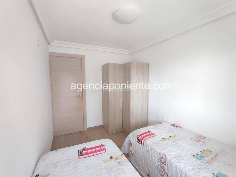 Foto 4e636811-6c76-4661-a814-68bcaee3a03a. Alquiler piso  con terraza y muy cerca de la playa en Benidorm