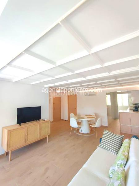 Foto 67b39aee-3808-4722-a35c-585170853e60. Alquiler piso  con terraza y muy cerca de la playa en Benidorm