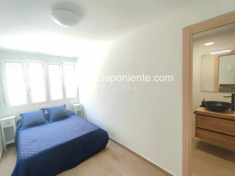 Foto fe65aa16-e2e1-4e24-b725-fd09cc29e73a. Lloguer pis amb calefacció aparcament a Playa Poniente Benidorm