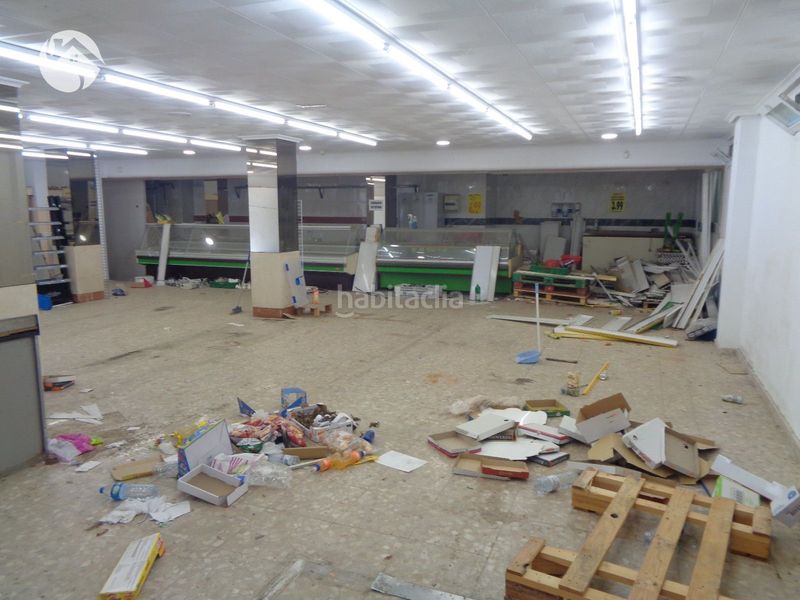 Foto be417a72-7c25-4f1a-b427-8283b6389fbd. Local comercial a Alameda Cuenca