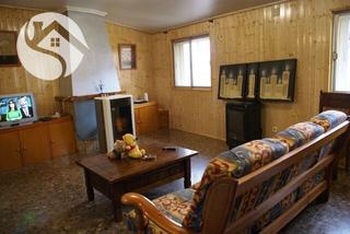 Pis a Cañete. Piso en venta con 3 dormitorios, cocina equipada con barra ameri
