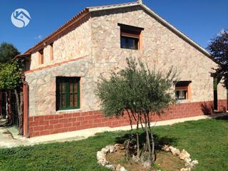 Casa en Arcas del Villar. Caada molina