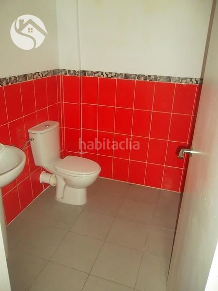 Foto ea4a2c7f-c695-48c9-8803-e0031077dc70. Local comercial a Centro Cuenca