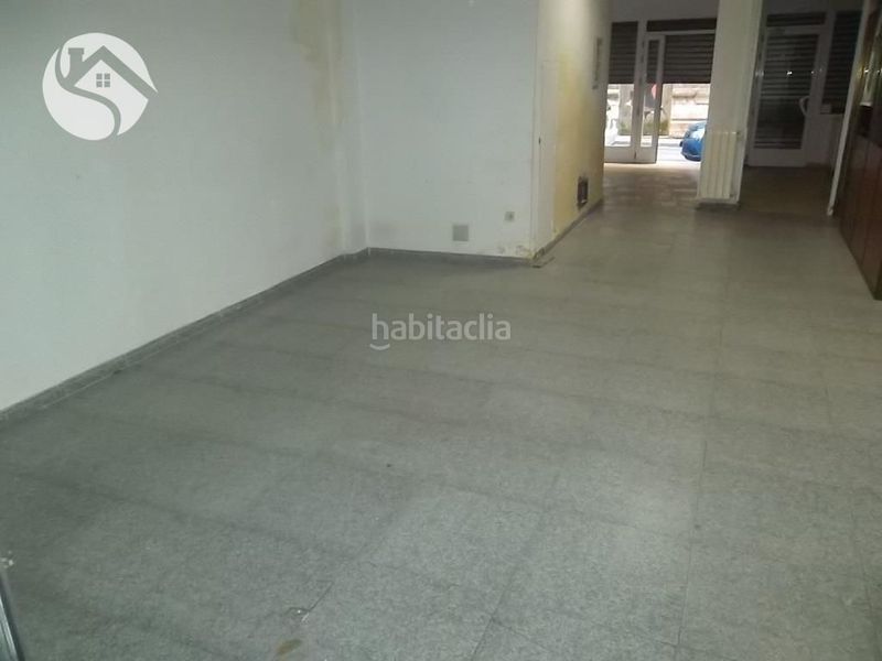 Foto fa601b1a-5e68-4a3c-a60a-9a18a9522fea. Local comercial a Centro Cuenca