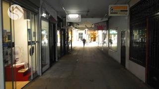 Lloguer Local Comercial a Centro. Local en carreteria