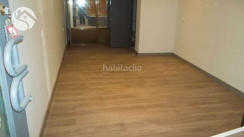 Foto 4422b643-63ee-4f87-913d-a10e831ebc0e. Local comercial a Centro Cuenca