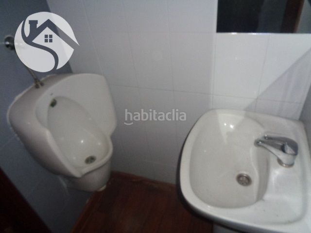 Foto 1bcf8e56-456d-47a8-b9c2-eeeedbd26f93. Lloguer local comercial a Centro Cuenca
