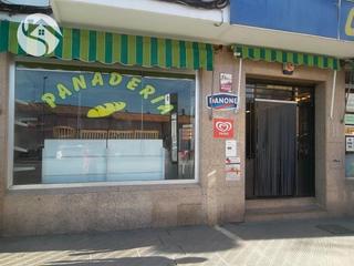 Location Local commercial à Reyes Católicos - Paseo de San Antonio. Local en reyes católicos