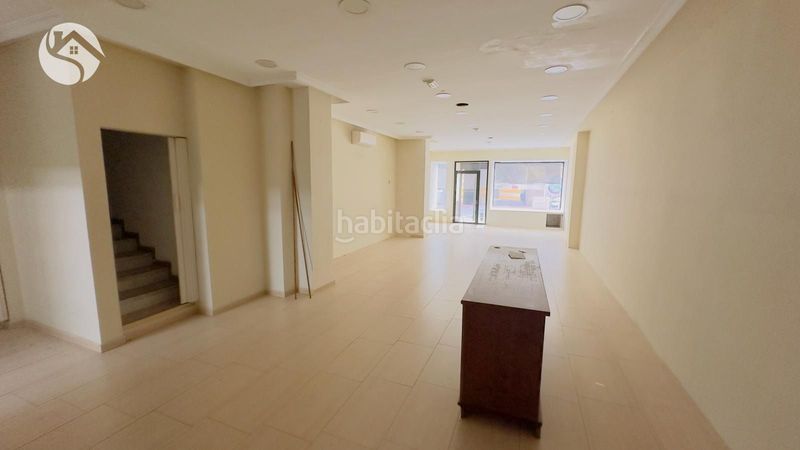 Foto f0da920f-6c17-4385-9b6c-eab3c9a56034. Lloguer local comercial a Centro Cuenca