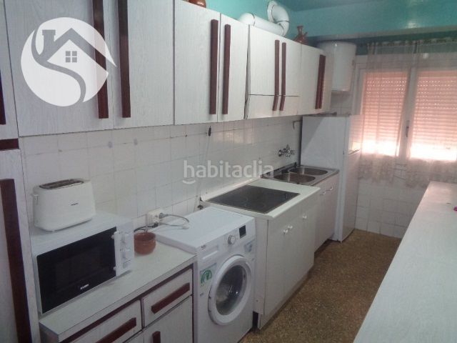 Foto ae00023f-6774-44b9-a28e-7f22b48844ff. Rent flat with heating in Centro Cuenca