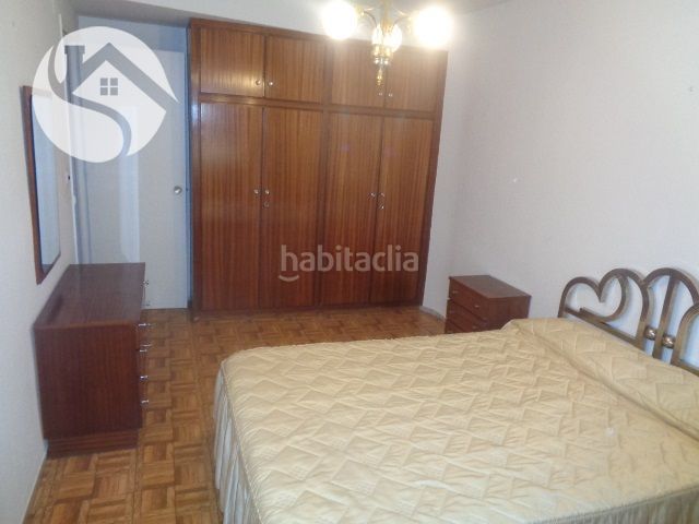 Foto b32093f2-71fb-42d1-9b51-d05db66a2c25. Rent flat with heating in Centro Cuenca