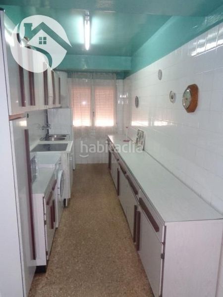Foto b51c19af-4643-4e1b-95d3-c82ef0f7c80c. Rent flat with heating in Centro Cuenca