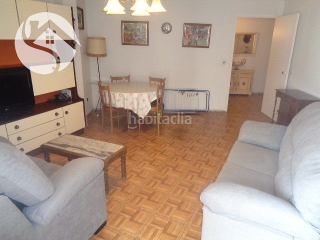 Foto c684c824-ef51-4f9d-822f-351495a7fcb4. Rent flat with heating in Centro Cuenca