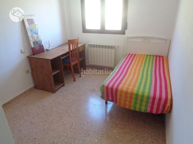 Foto 4f78d758-f1c0-42e8-872e-fbcbf8b32641. Alquiler piso parquesol en San Fernando - Carretera de Valencia Cuenca