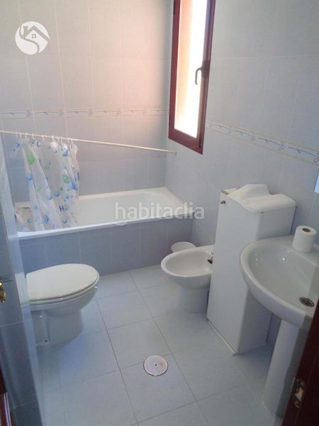 Foto e465a43c-8099-4d3e-ac75-2d9df4c5c7a9. Alquiler piso parquesol en San Fernando - Carretera de Valencia Cuenca