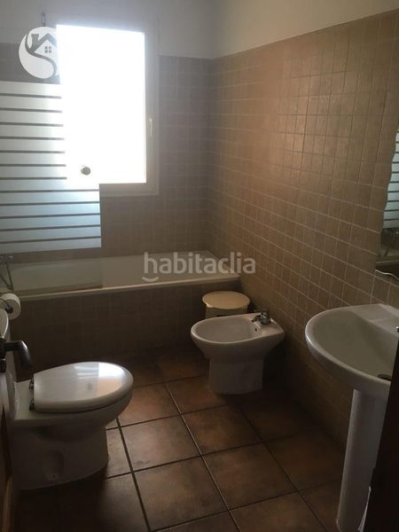 Foto 6e8f71e1-ec4f-47c6-a506-66c7bed4370a. Casa adossada amb calefacció aparcament a Fuentes