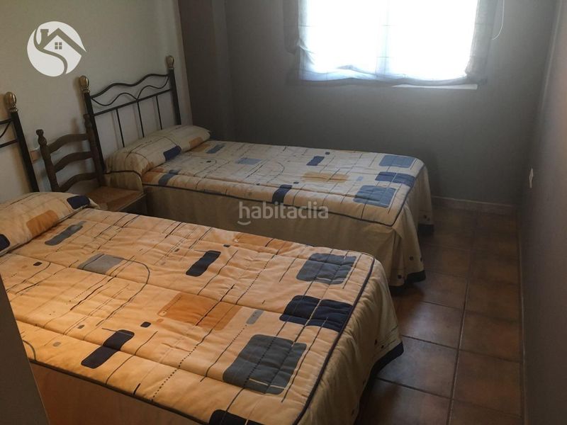 Foto cf9f8d08-4771-42d7-9fc1-ce0f4d6c8c07. Casa adossada amb calefacció aparcament a Fuentes