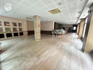 Lloguer Local Comercial a Fuensanta - Universidad. Universidad  hospital