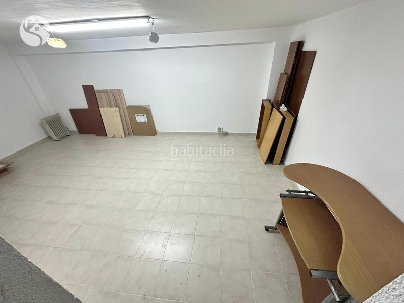 Foto a6f031e8-0f3f-4595-949a-ec7f69541978. Lloguer local comercial a Alameda Cuenca
