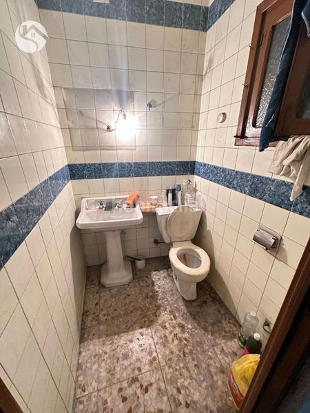 Foto 50b18360-7728-466c-bddf-fb7e6c9665e9. Local comercial a Centro Cuenca
