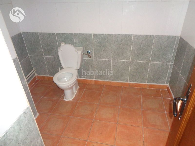 Foto 0ab56211-6398-4be3-b658-4ce235657107. Lloguer local comercial a Centro Cuenca