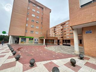 Appartement à Fuensanta - Universidad. Residencial alfares