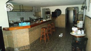 Affitto Locale commerciale in Centro. Bar