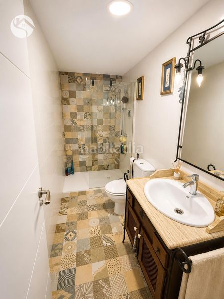 Foto fc676f4f-5646-4b11-a1dc-f1a560d21725. Maison jumelée avec chauffage parking piscine dans Arcas del Villar