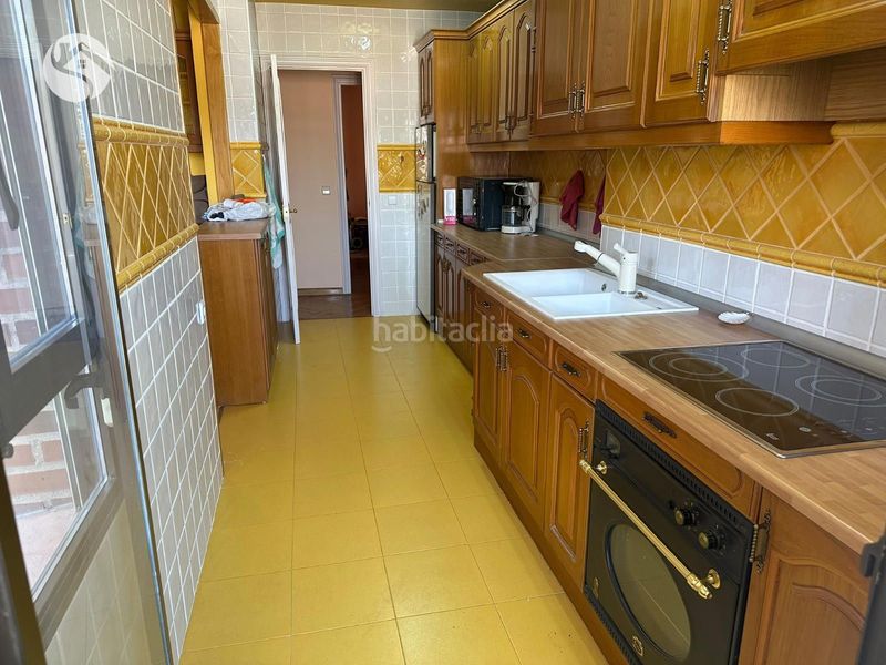Foto 4cbb5de5-6251-4c5b-aae2-b8b913ba9fb7. Flat with heating parking in Centro Cuenca