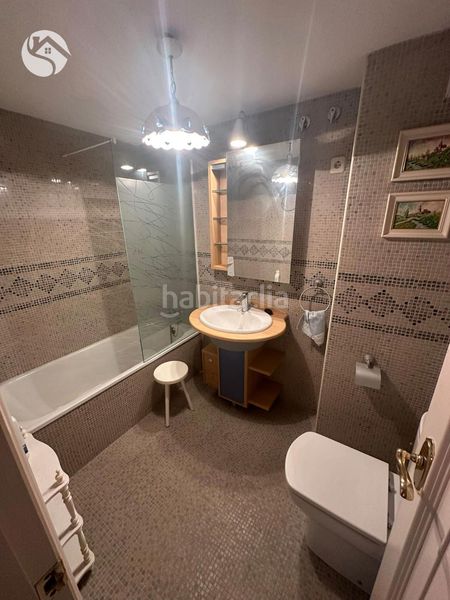 Foto a48fbf92-d2a1-43ab-a56a-7274c15c3a5e. Flat with heating parking in Centro Cuenca